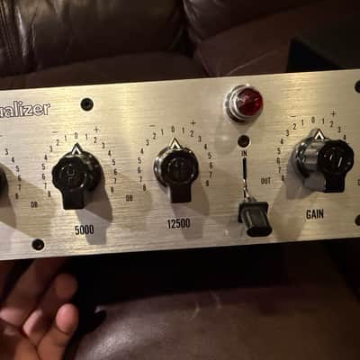 Mint! Heritage Audio MotorCity EQualizer 7-Band Graphic Equalizer 2021 - Present - Silver image 6