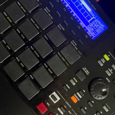 Akai MPC1000 sampler & EXTRAS - Black image 16