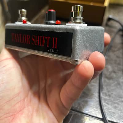 CELEBRITY PEDALS Taylor Shift II VER 2 Sub-Octave Boost Mod image 13