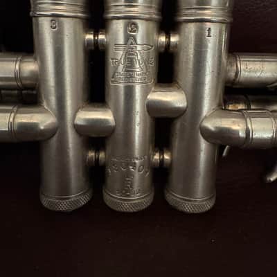 Buescher Symphony Model 10-22R (1923) Bb and A trumpet SN 136409 (silver plated) (gold wash bell) image 7