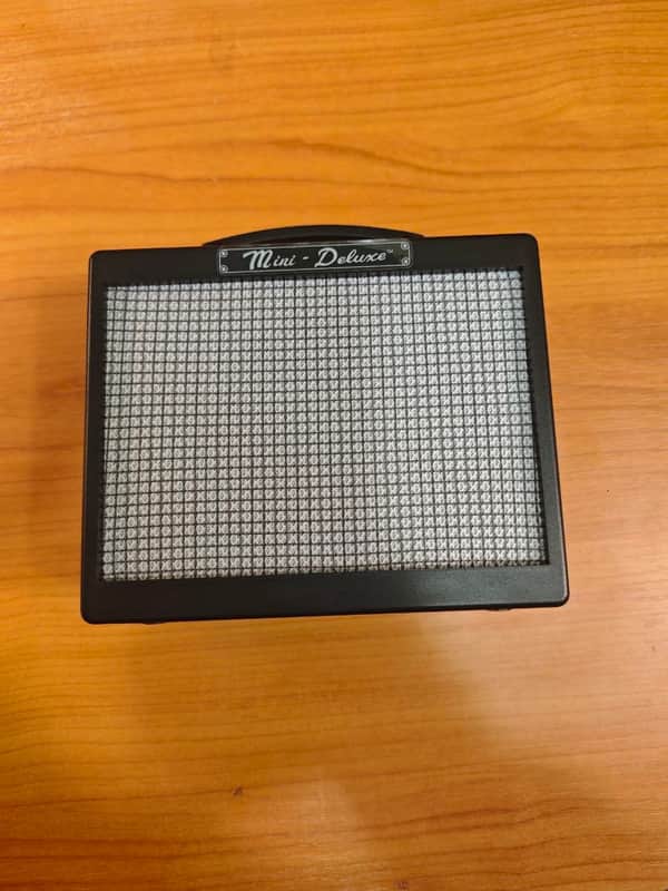 Fender MD20 Mini Deluxe Amplifier - Black image 1