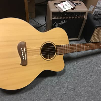 Tacoma EM9C SOLID SPRUCE Acoustic Guitar W/HSC Natural image 1