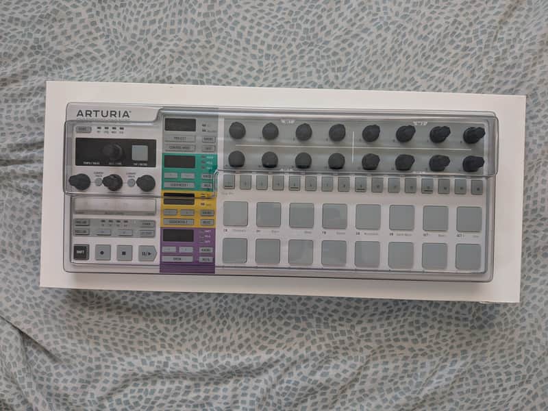 Arturia BeatStep Pro MIDI Controller