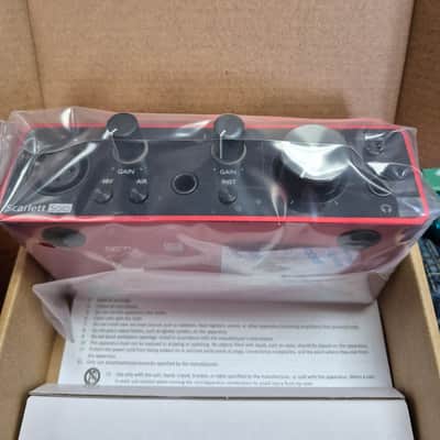 Focusrite Scarlett Solo 3rd Gen USB Audio Interface 2019 - Present - Red / Black image 1