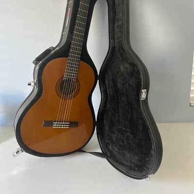 Yamaha C40 Natural with Gator Case image 1