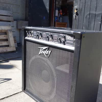 Peavey KB/A 300 with rare bass port. Hugely powerful! image 7