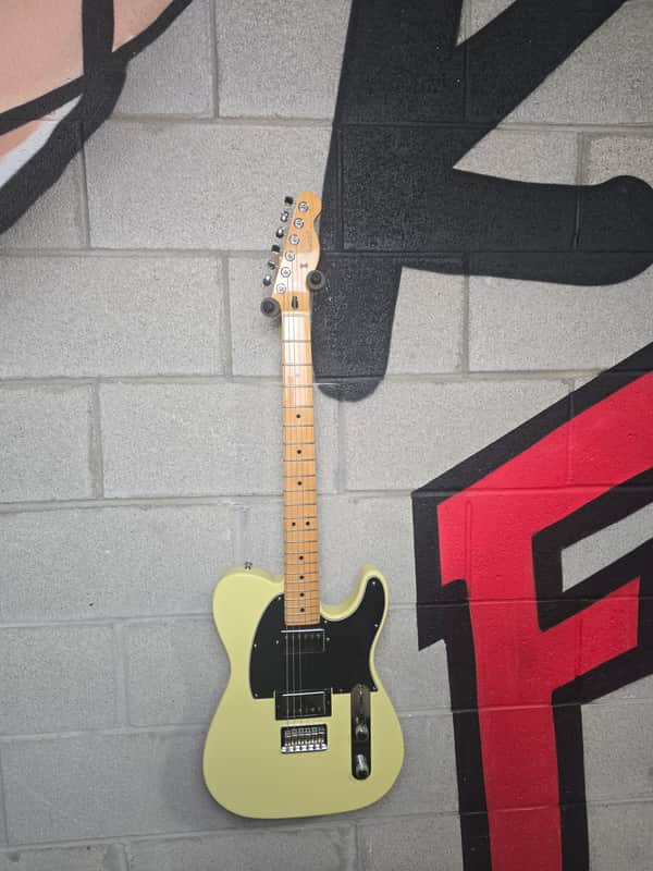 Fender Player II Telecaster HH 2024 - Present - Hialeah Yellow image 1