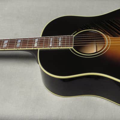 Gibson Southern Jumbo 12-Fret 2025 Vintage Sunburst image 4
