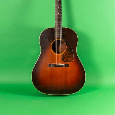 Gibson J 45 1947 - Sunburst image 1