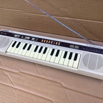 CK-10 Keyboard with build in Radio ! Made in Japan VINTAGE 80’s  / ultra rare model image 5