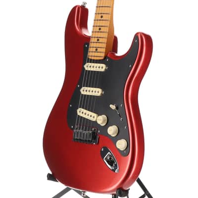 Fender Certified Pre-Owned American Ultra II Stratocaster, Maple Fingerboard, Sinister Red (H7) (08019) image 4