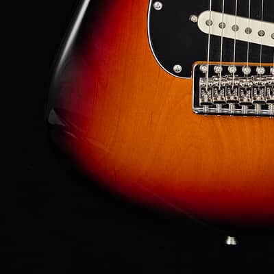 Fender American Professional Classic Stratocaster Electric Guitar - 3-color Sunburst -  NEW ! image 4
