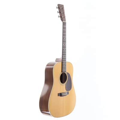 Martin D-28 Standard Natural [2595972] (06/29) image 14