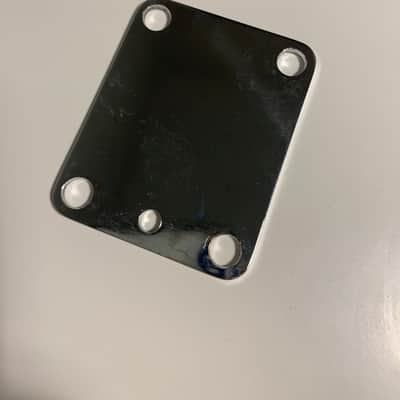 Fender 099-1445-100 American Series Guitar 4-Bolt Neck Plate 2010s - Chrome image 2