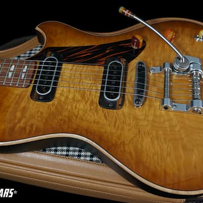 Powers Electric A-Type Select Flame in Wild Honey Burst image 4