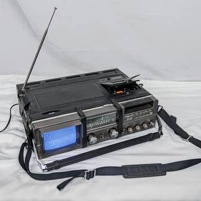 Vintage JVC CX-500US Portable TV AM/FM Cassette Player/Recorder Combo - Tested & Working image 19