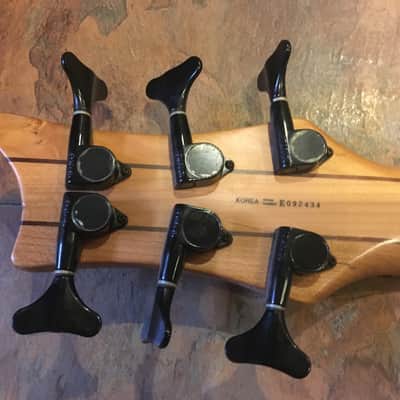DEAN Edge 6 String Fretless Electric Bass Guitar w/ Active Pickups Nice image 9