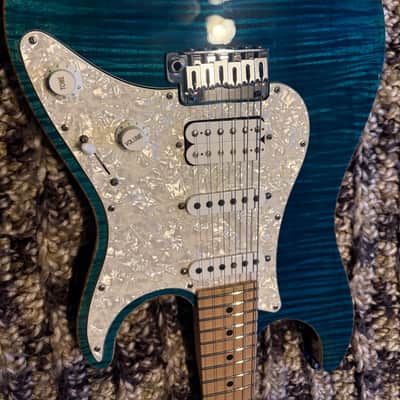 Suhr Standard Plus with Maple Fretboard 2013 - 2017 - Bahama Blue image 15