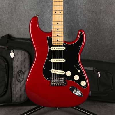 Fender Deluxe Roadhouse Stratocaster - Candy Apple Red - 2nd Hand image 3