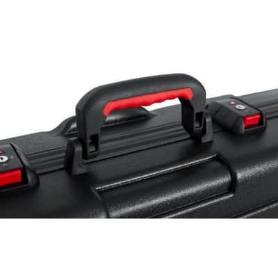 Gator GTSA-KEY76 Molded 76-Note Keyboard Case with Wheels image 5