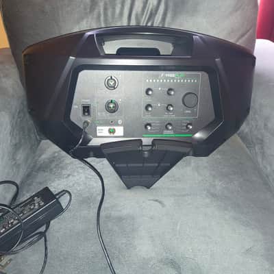 Mackie FreePlay 300-Watt Personal PA System 2010s - Black image 2