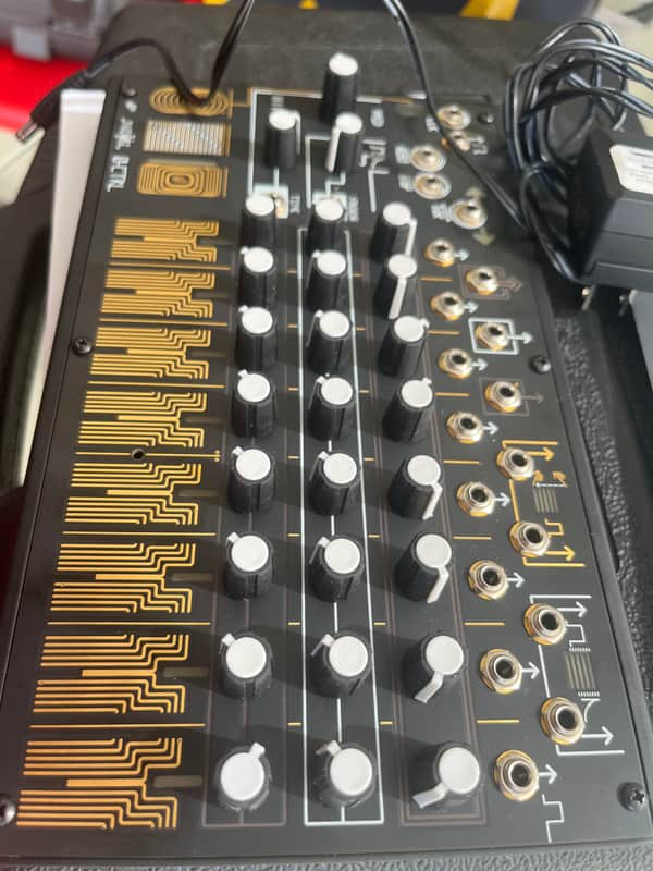 Make Noise 0 - CTRL