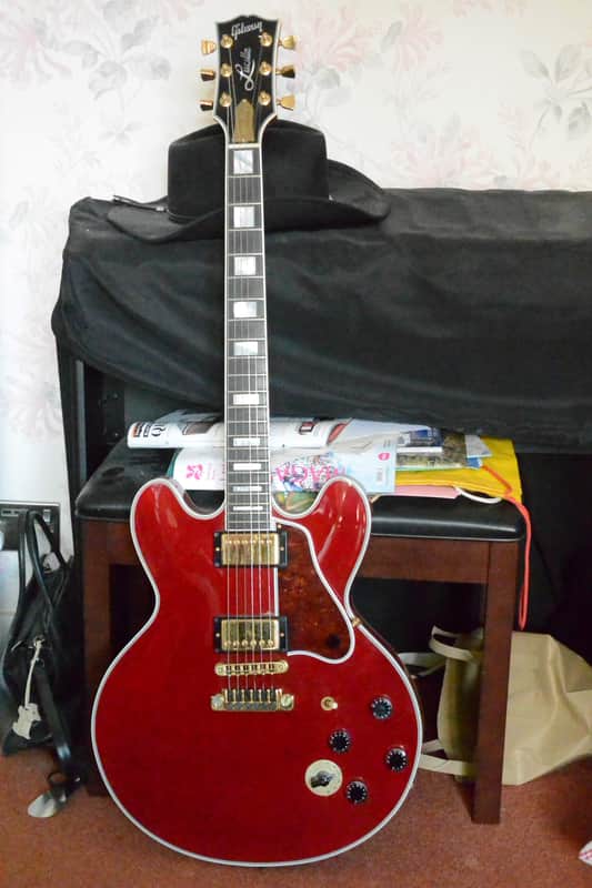 Gibson BB King Lucille 1988 - 1999 - Cherry image 1