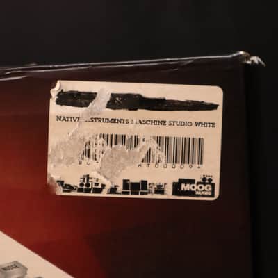 Native Instruments Maschine Studio White w/ Original Box, PSU, USB Cable & Adapters image 14