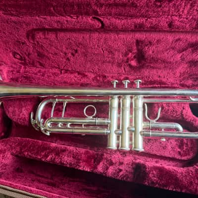 Jupiter XO 1602SR Professional Bb Trumpet w/ Original Case image 4