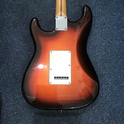 Fender STRATOCASTER MIM COPPER BURST 2010 - COPPER BURST image 11