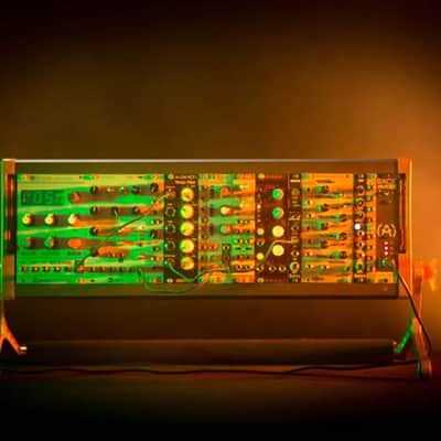 Arturia RackBrute 3U Eurorack modular case | Portable image 4