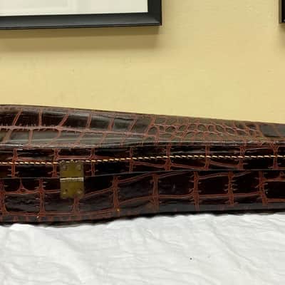 Lifton Faux Alligator Leather Shaped 4/4 Violin Case image 11