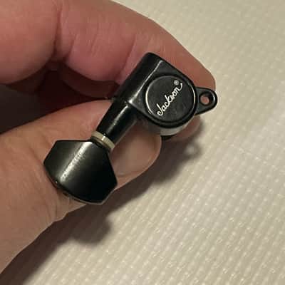 2005 Era Jackson Dinky Guitar Black Reverse Jin Ho Korea Tuners Tuning Pegs 6 In Line image 5