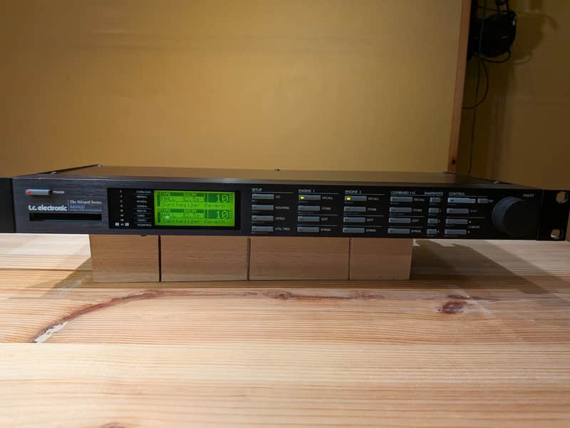 TC Electronic M2000 Multi-Effect Unit image 1