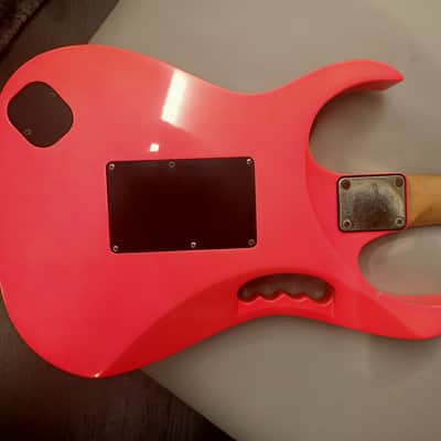 Ibanez JEM777-SK Steve Vai Signature with Edge Tremolo 1987 - 1989 - Shocking Pink image 7