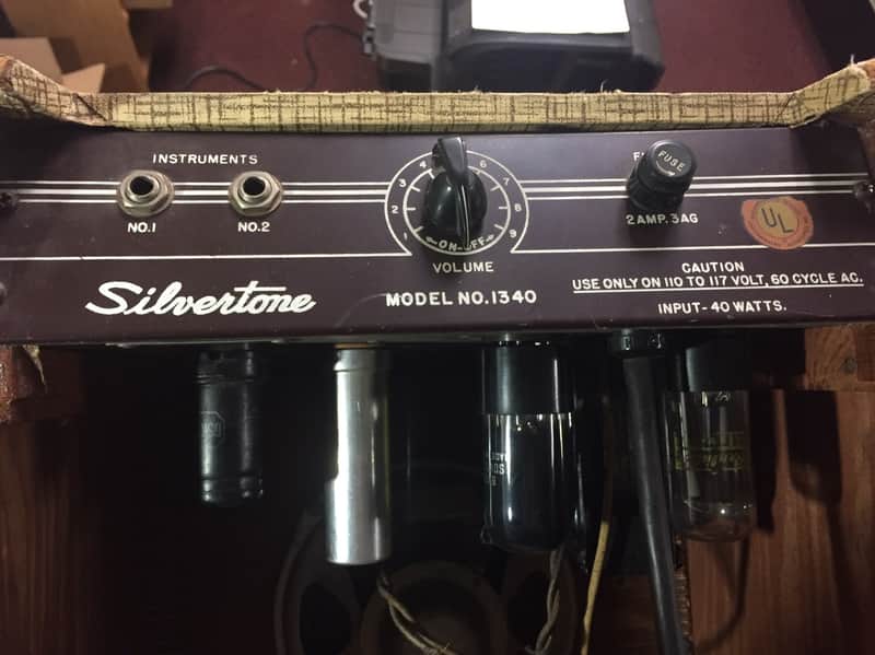 Silvertone Model 1340 3-Watt 1x6 Guitar Combo image 2