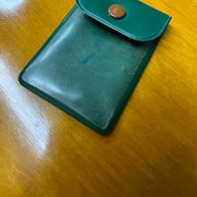Vintage 1950’s Gibson Green Pick Pouch - Case Candy image 2