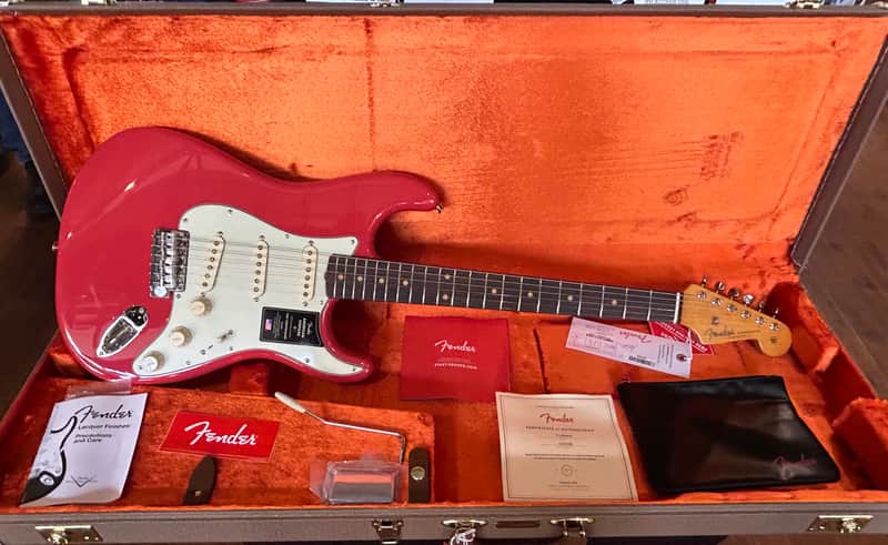 Fender American Vintage II 61 Stratocaster - Fiesta Red /8lbs. 0.2oz. #V2441038 image 1
