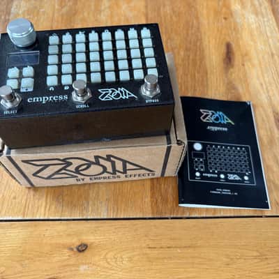 Empress Zoia Compact Grid Controller 2010s - Black image 2