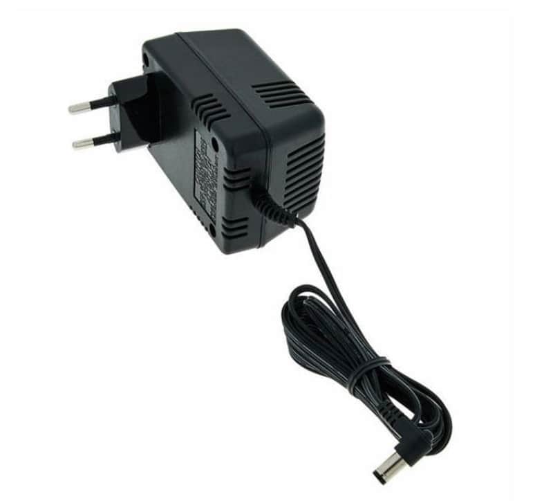 Replacement power supply for Line 6 pedals (9 volt AC, 2100mA) image 1