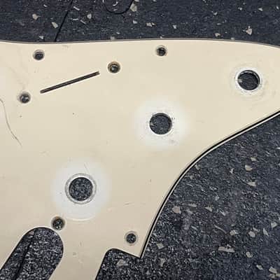 Fender Stratocaster pickguard 1970-72 1970 - W/B/W image 3