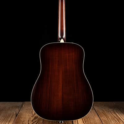 Taylor 510e Fall Limited - Shaded Edge Burst image 5