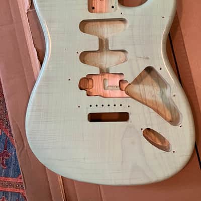 MJT VTS - Surf Green Nitro Relic Stratocaster Body image 7