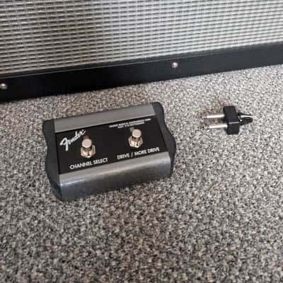 Fender Hot Rod Deluxe III 3-Channel 40-Watt 1x12" Guitar Combo 2010 - 2017 - Black image 3