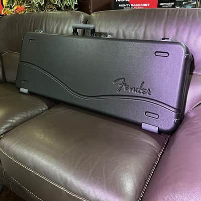 Fender Jazzmaster American Pro  - Candy Apple Red w/ Molded Case image 7