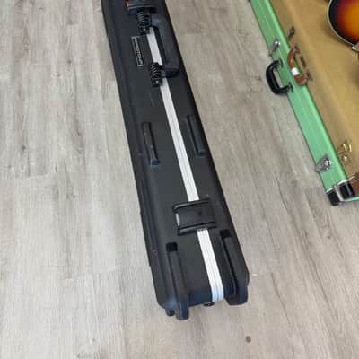 Ibanez MR500C Molded Electric Guitar Case 2010s - Black image 2