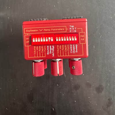 Chase Bliss Audio Wombtone Analog Phaser mkII 2015 - 2018 - Graphic image 4