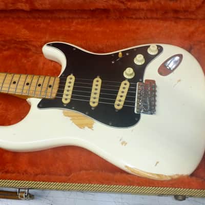 Fender Stratocaster : Re-Fretted w/Case 1975-1976 - Re-Finished in White image 2