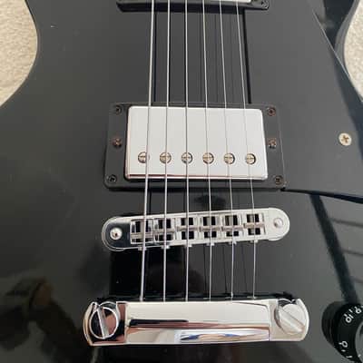 Gibson Les Paul Studio 2013 - Jet Black Glossy - Pristine image 3