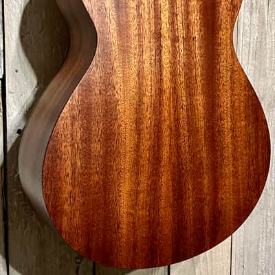 Breedlove Discovery S Companion Natural, Includes FREE Gig Bag, Support Small Business & Buy this Here ! image 10